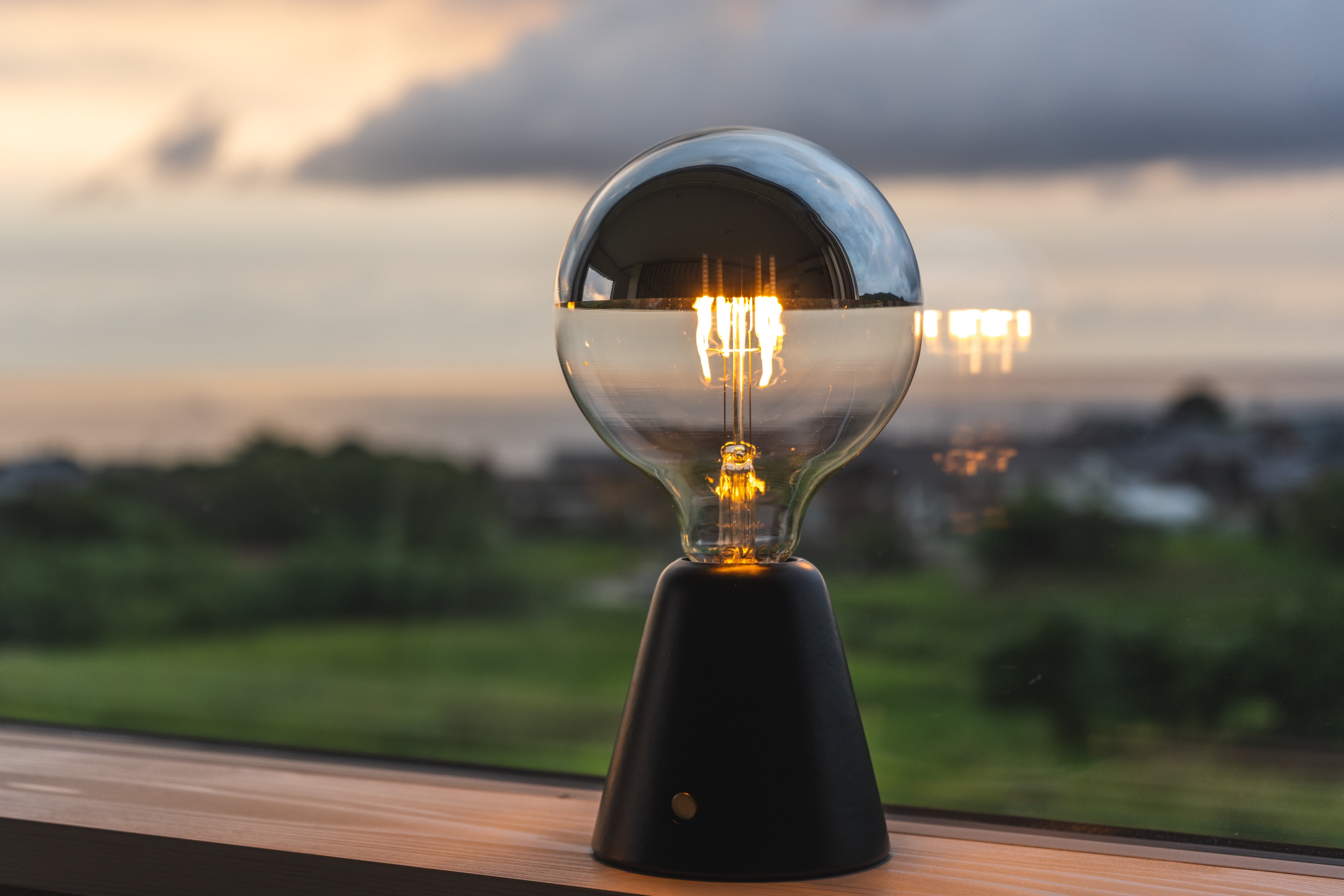 CABLESS01 LED Portable Lamp G125 Half Sphere Globe Light Bulb Set Neutral